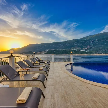 ヴィラ Grand Sunset, Peninsula, Kas, Antalya カシュ
